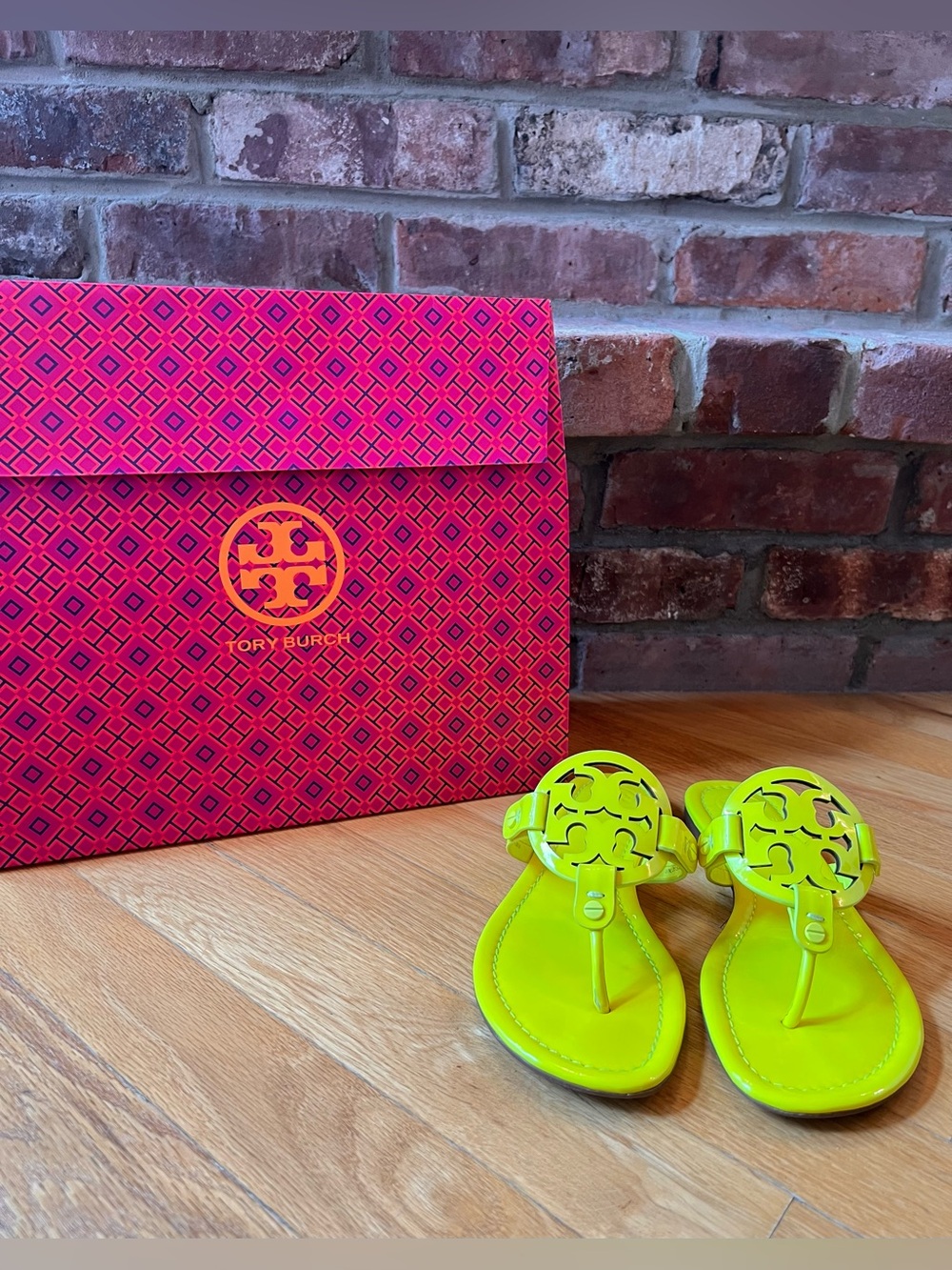 Tory Burch Neon Fluorescent Yellow Patent Leather Miller Sandals